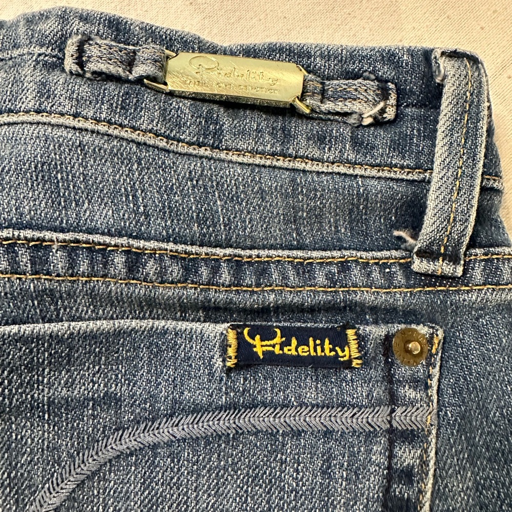 Fidelity Jeans - Picture 2 of 7
